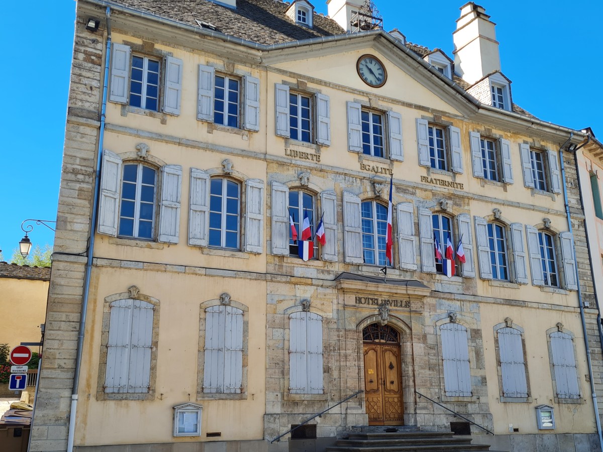 Une rumeur et la commune s’embrase : un maire de Lozère a-t-il étouffé un acte de violence policière&nbsp;?